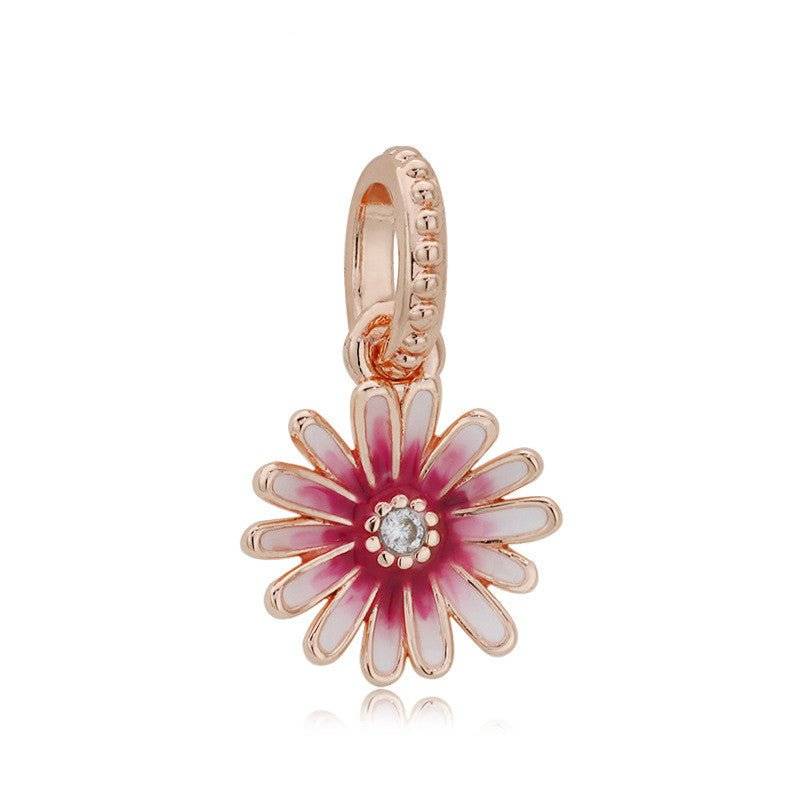 Pink Daisy Charm - Add Floral Beauty to Your Bracelet 🌸💗 with rose gold finish and white-pink enamel petals, ideal for charm bracelets.