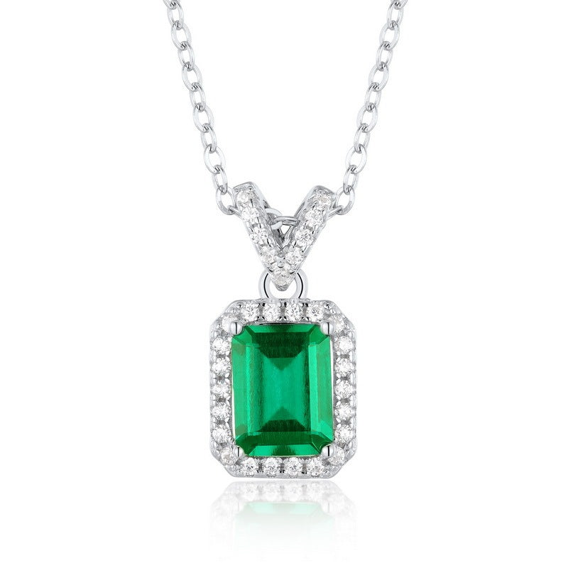 Drop Emerald Necklace