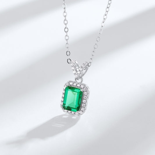Drop Emerald Necklace